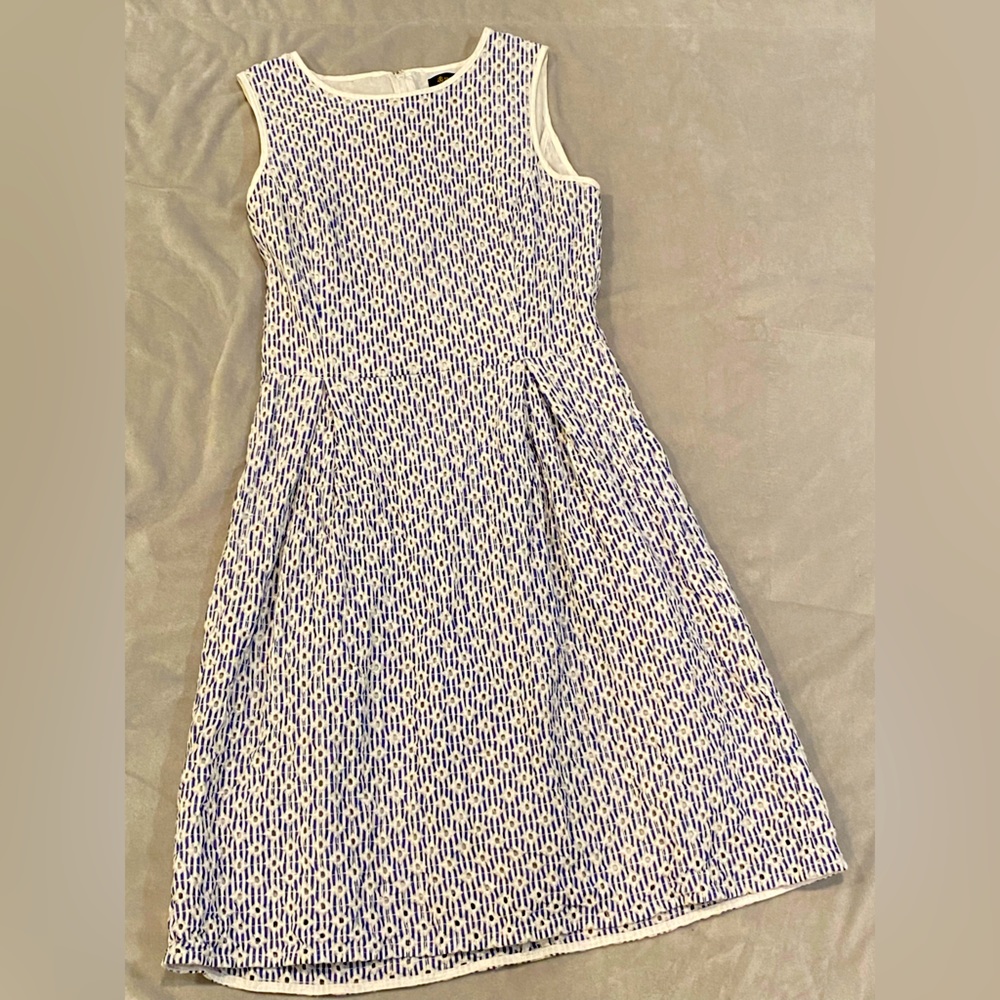 👗 Excellent Condition Brooks Brothers Blue/White Stripe Eyelet Dress | Size 4